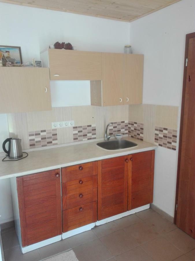 Apartmany Alex Male Dvorany Εξωτερικό φωτογραφία